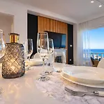 Апартаменты Amber Signature